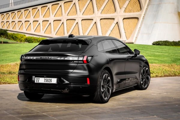 Аренда Zeekr 001 Black Matte в Дубае - Octane Car Rental Dubai