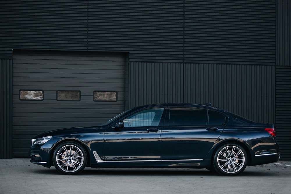 Hvordan 7-serien blev BMW's ultimative luksuslimousine BMW 7-serie i De Forenede Arabiske Emirater