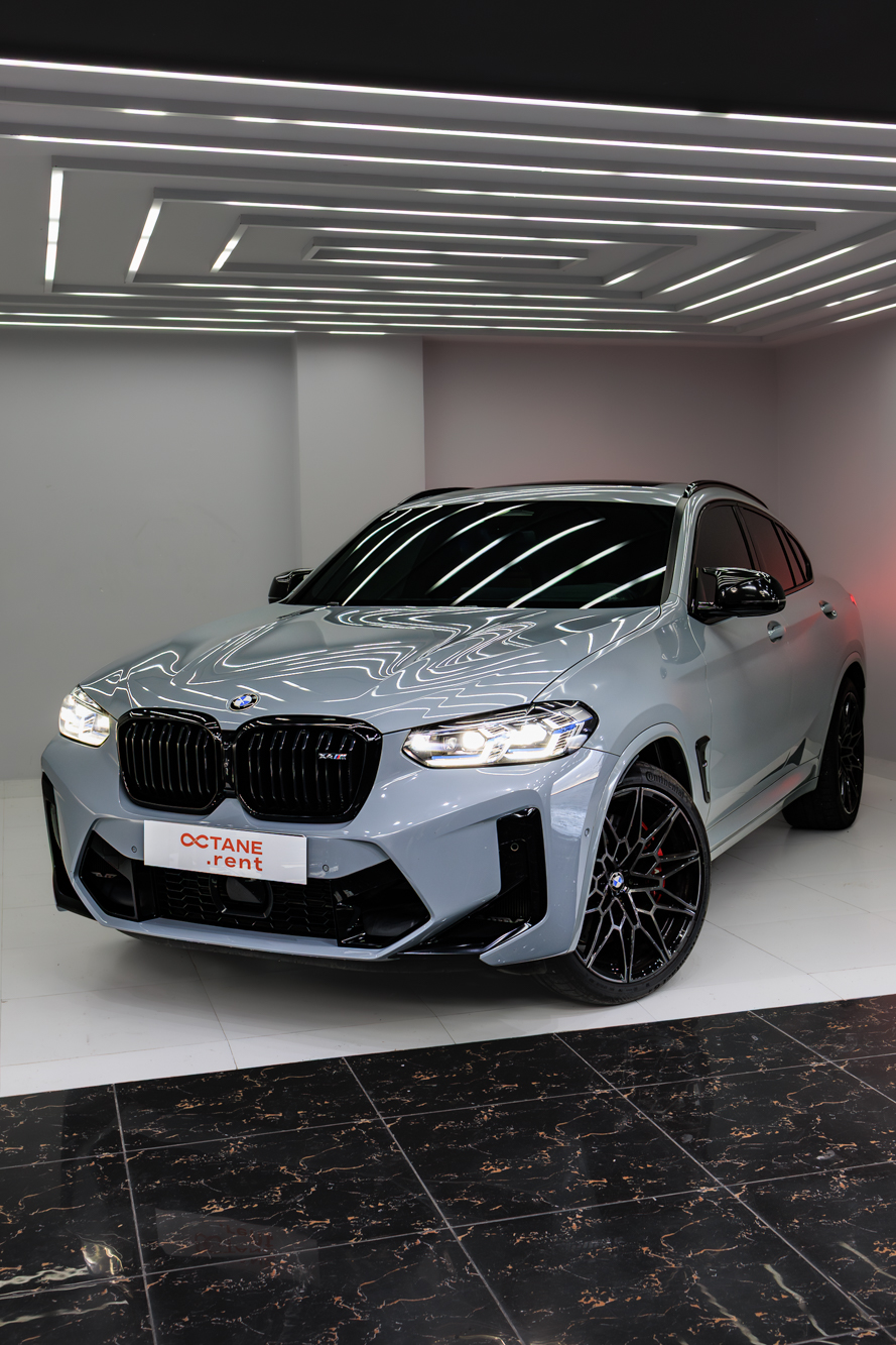 BMW X4M Competition Grey