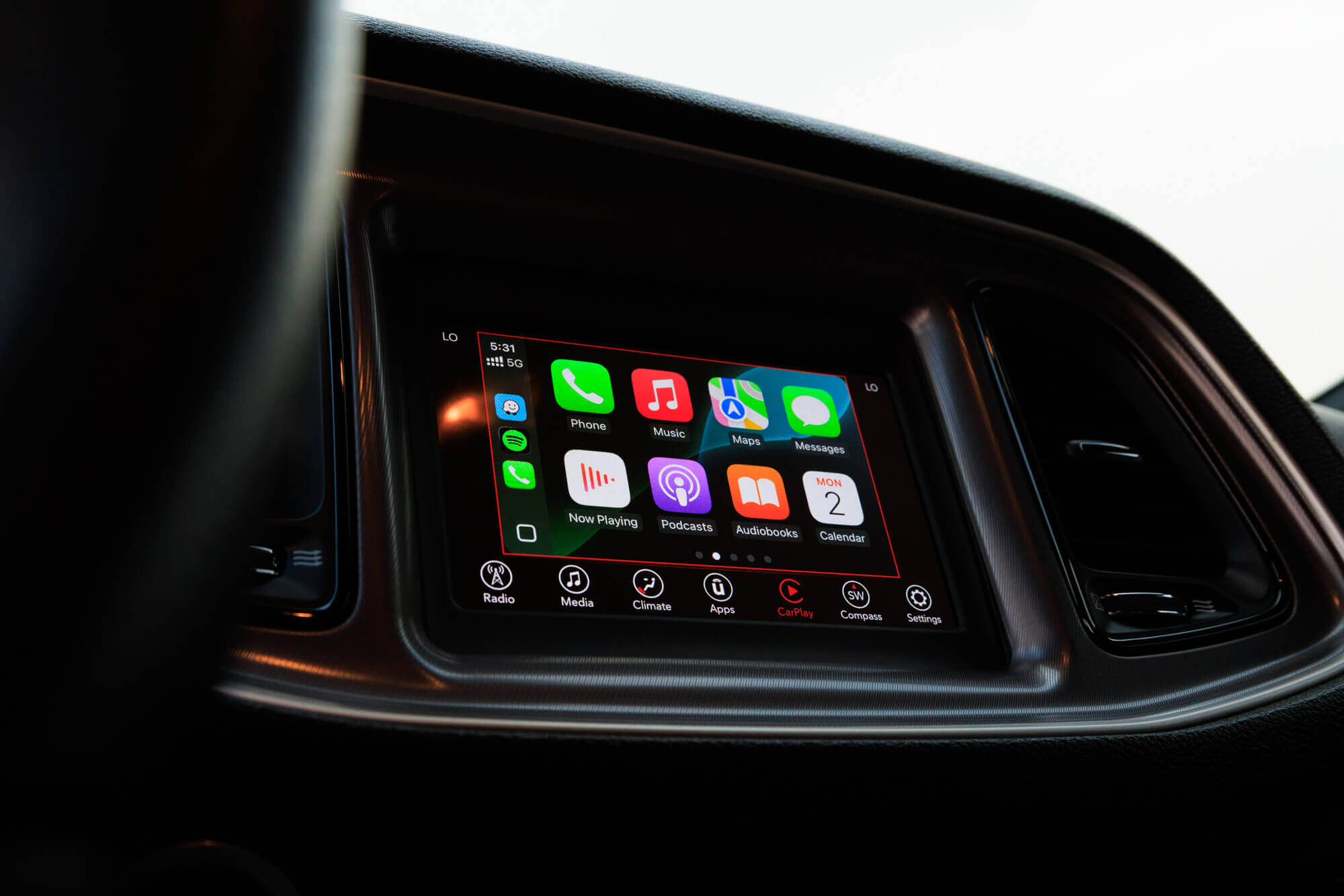 Dodge Challenger R/T White