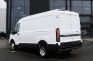 Ford לבן מעבר Ford לבן מעבר