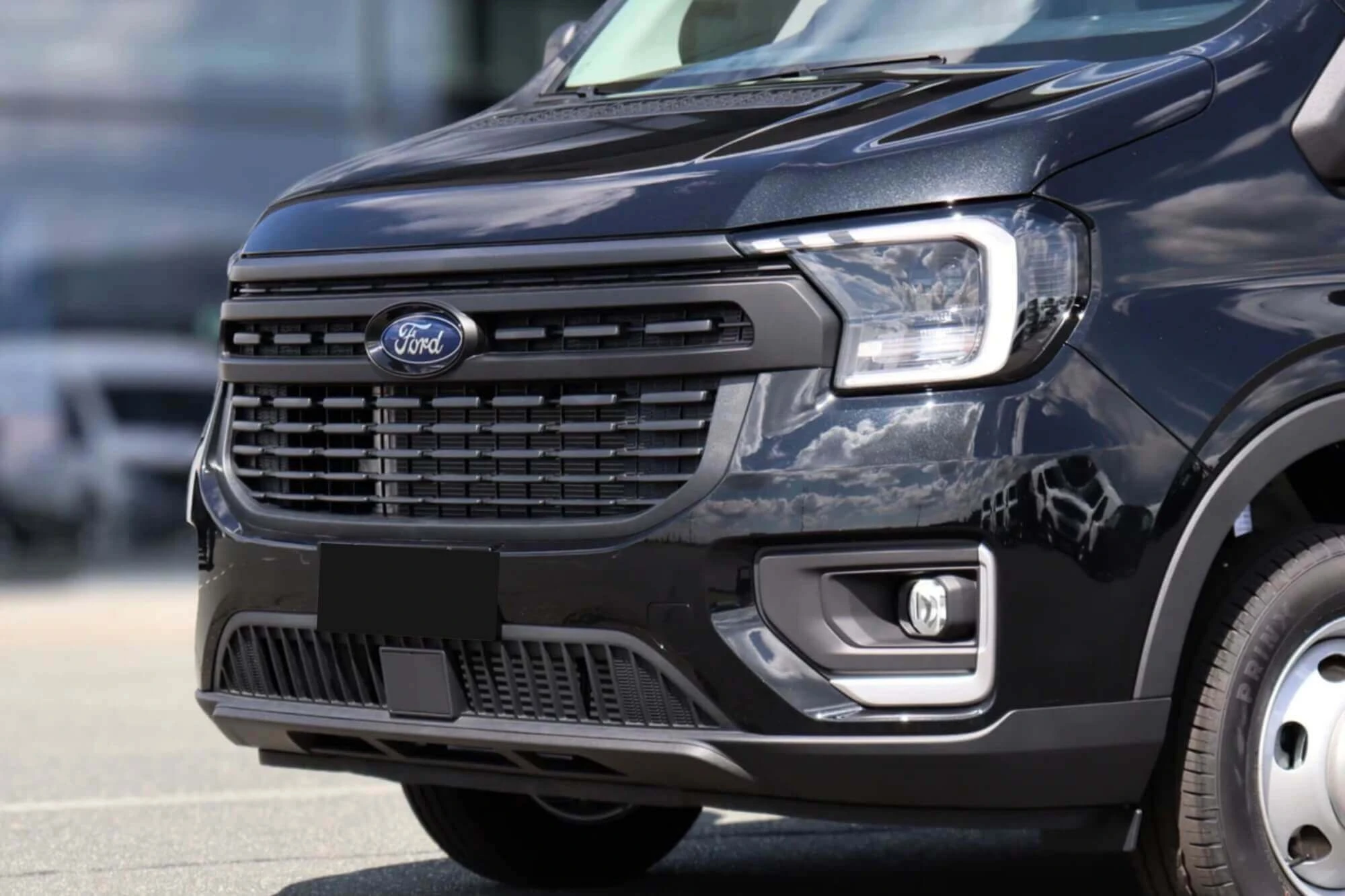 Ford שחור מעבר Ford שחור מעבר