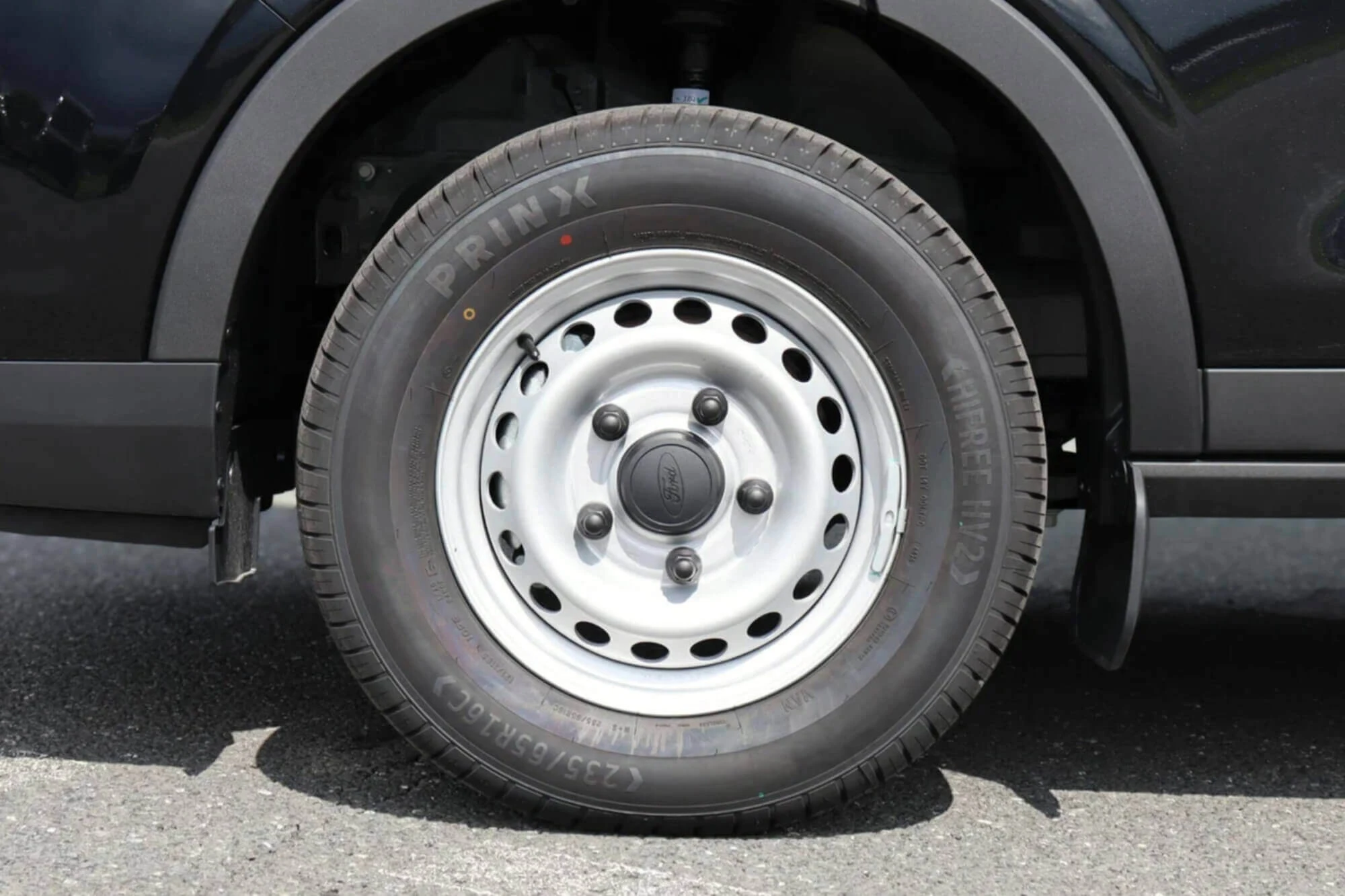 Ford שחור מעבר Ford שחור מעבר
