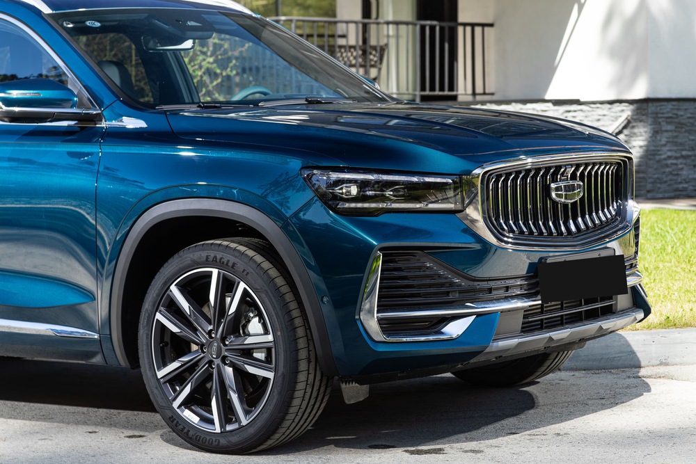 Hvor pålidelige er Geely-biler på vejene i De Forenede Arabiske Emirater? Geely Monjaro i Dubai