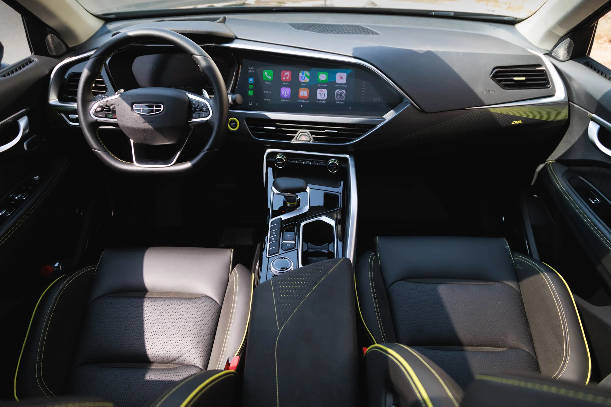 Geely Tugella GF Grau