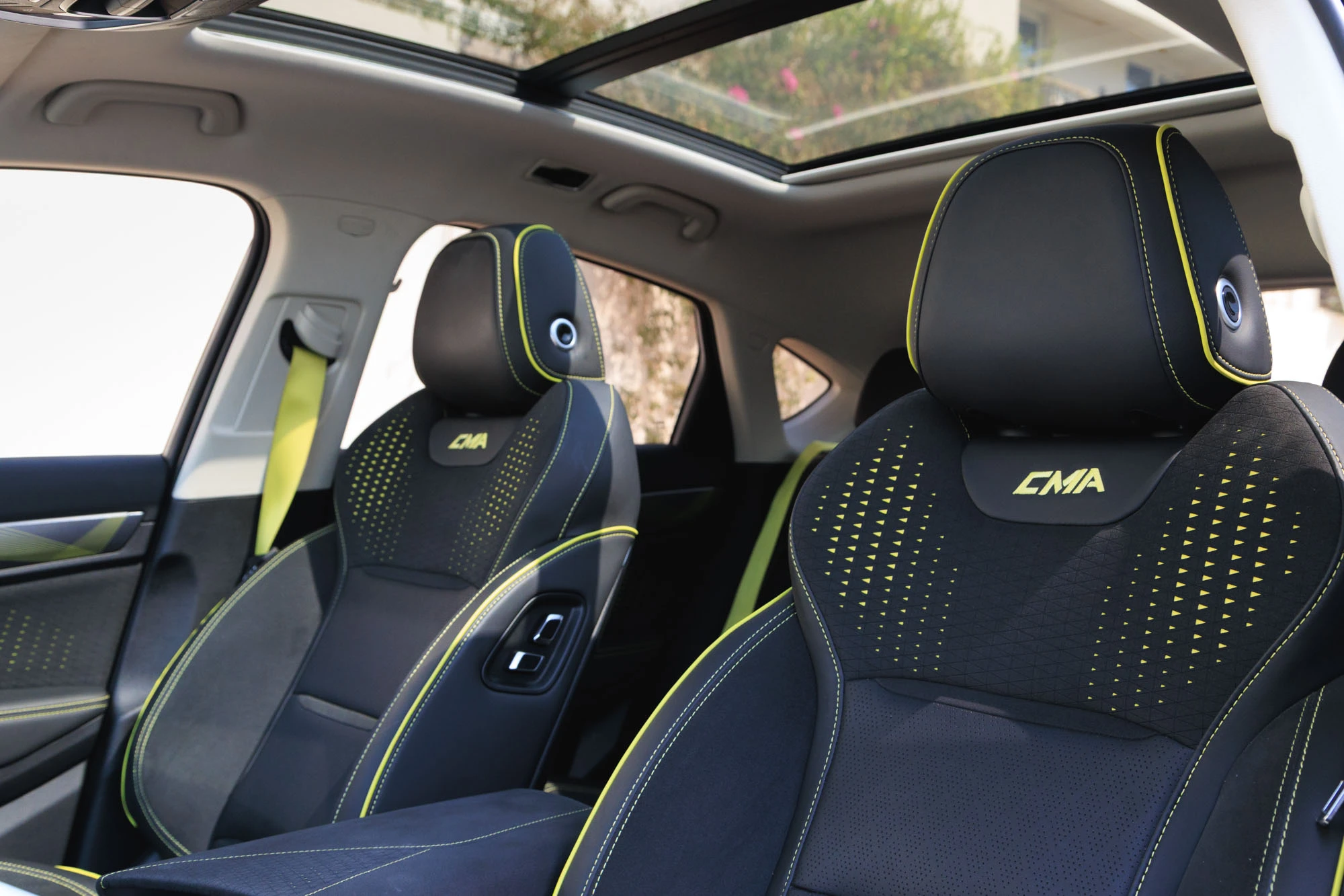 Geely Tugella GF Grau