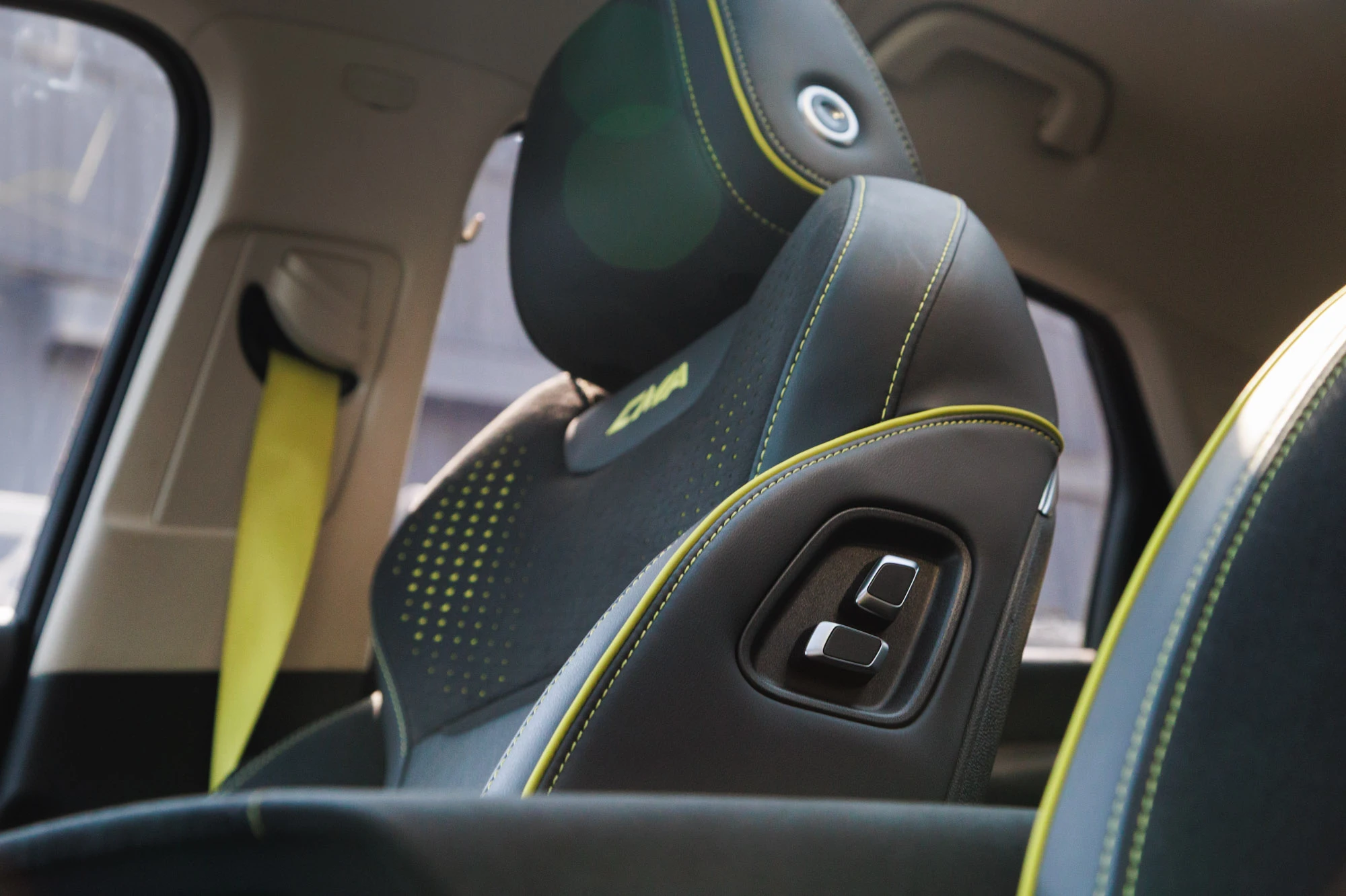 Geely Tugella GF Grau