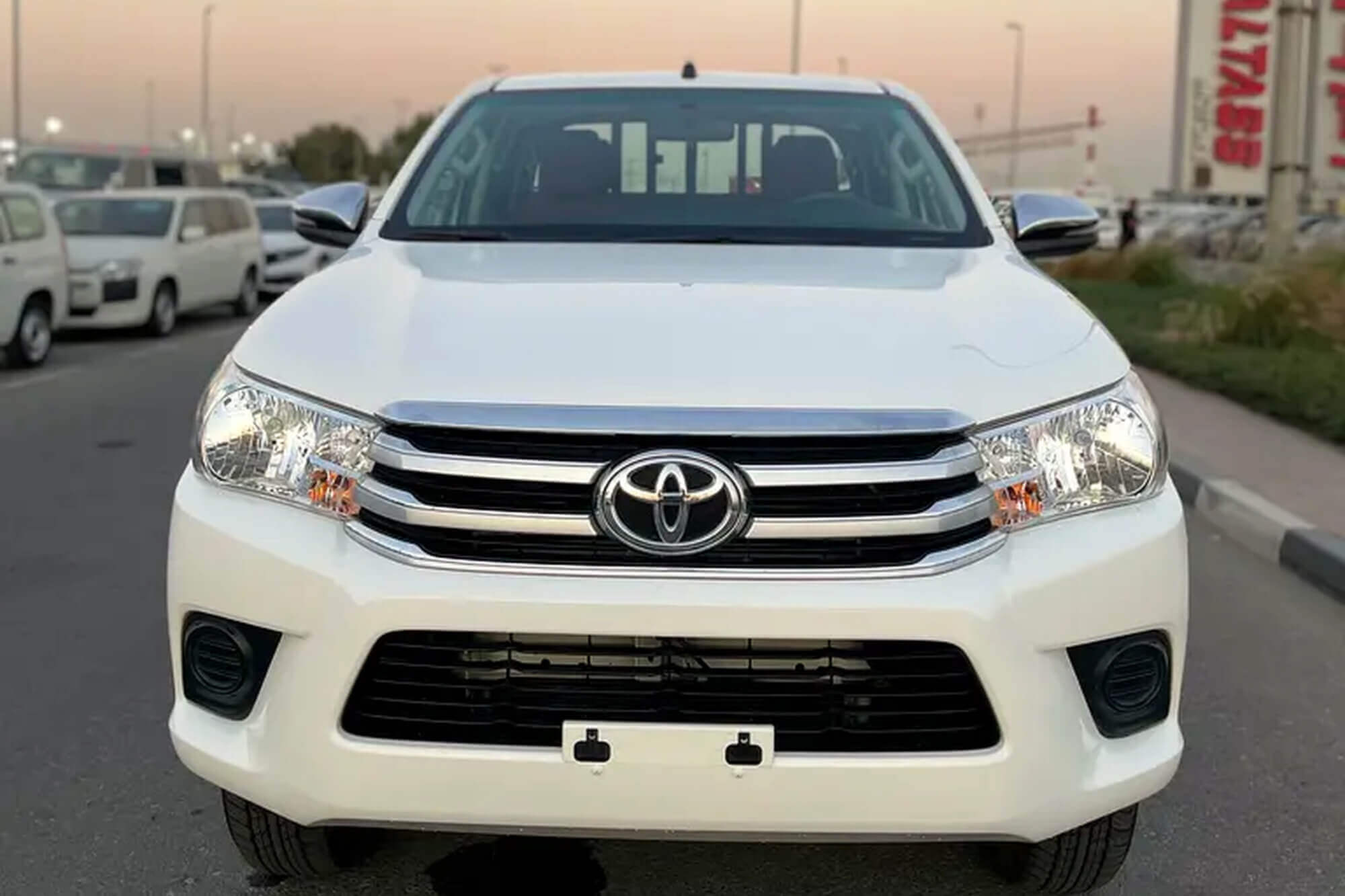 Toyota Hilux White