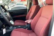 Toyota Hilux לבן Toyota Hilux לבן