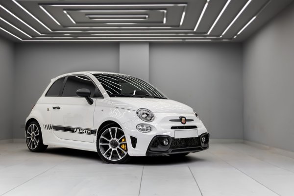 Abarth 695 Turismo Blanco