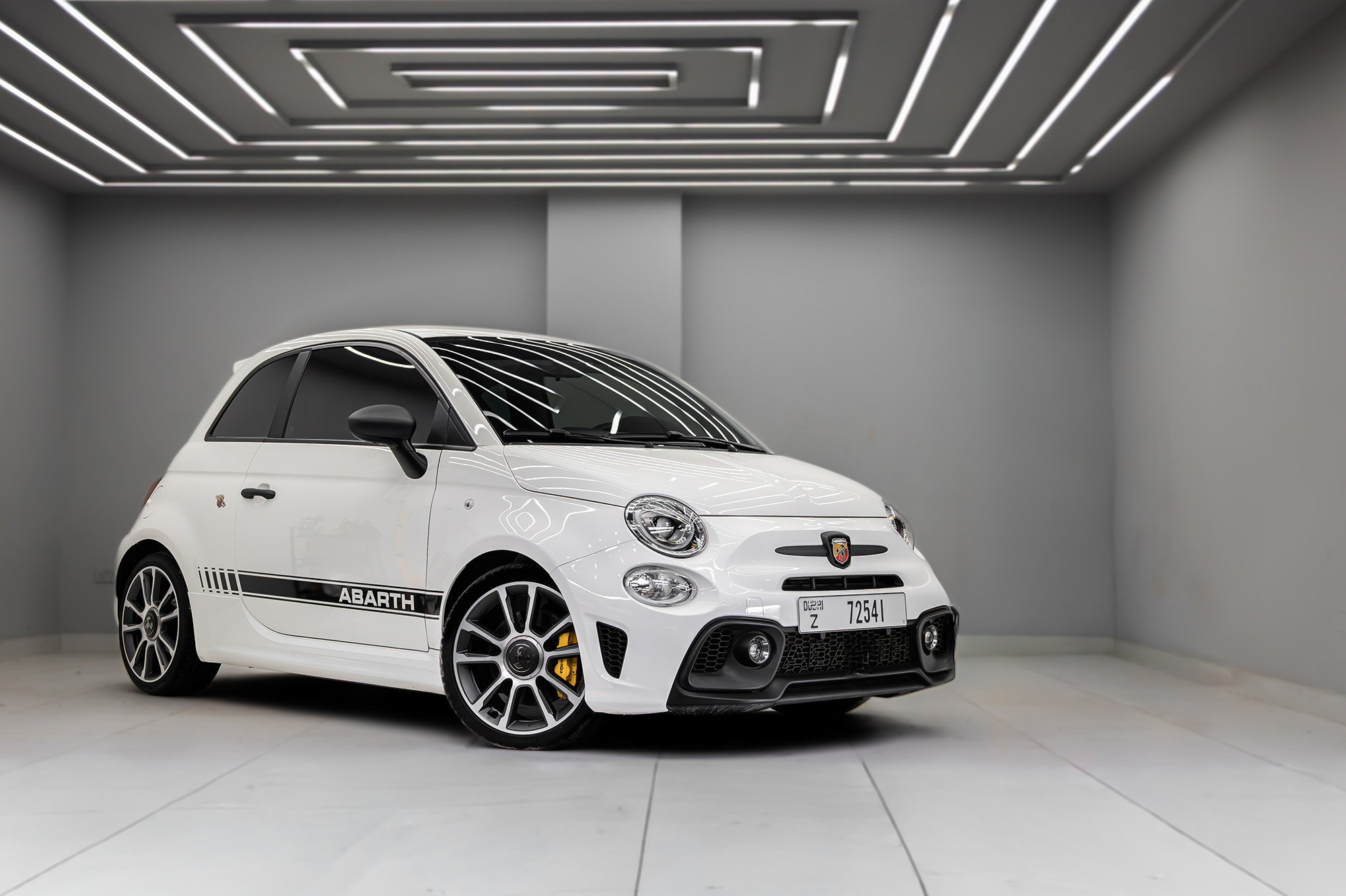 Abarth 695 Turismo White