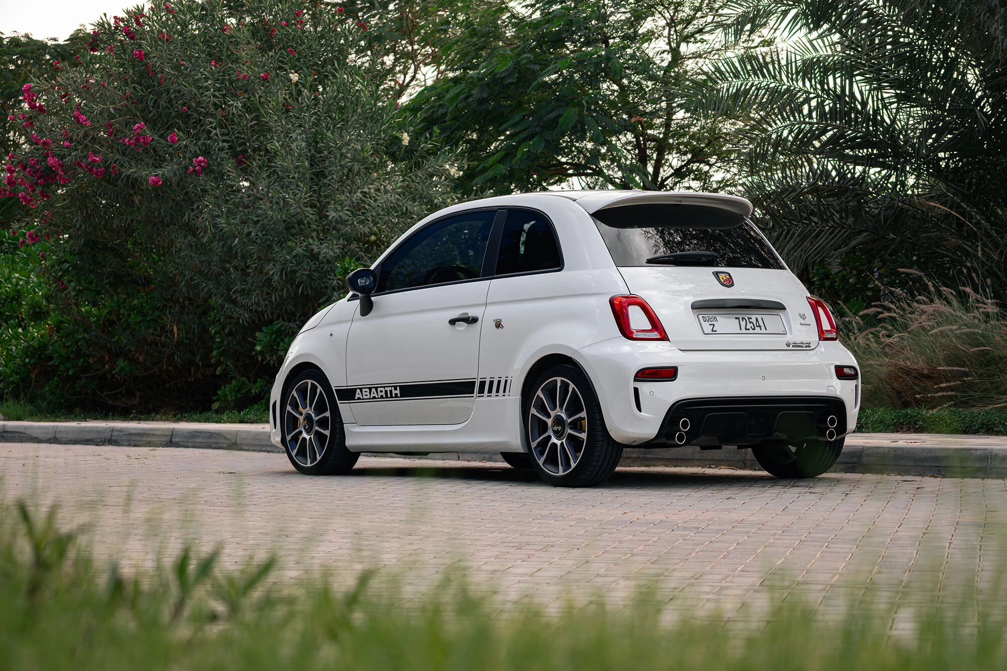 Abarth 695 Turismo Hvid
