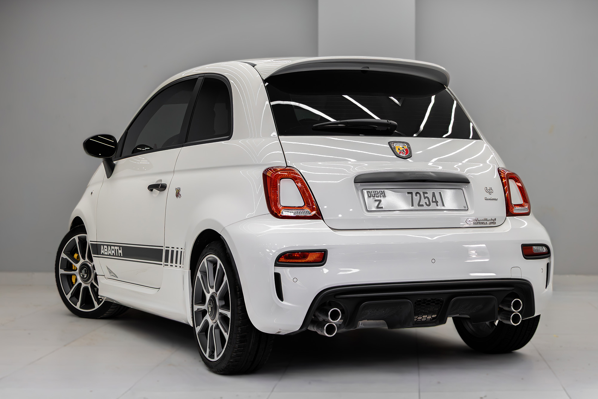 Abarth 695 Turismo White