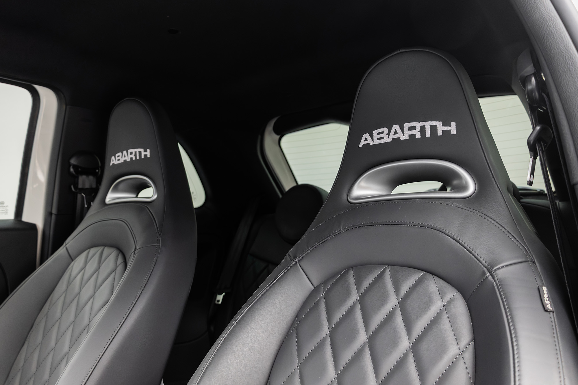 Abarth 695 Turismo White