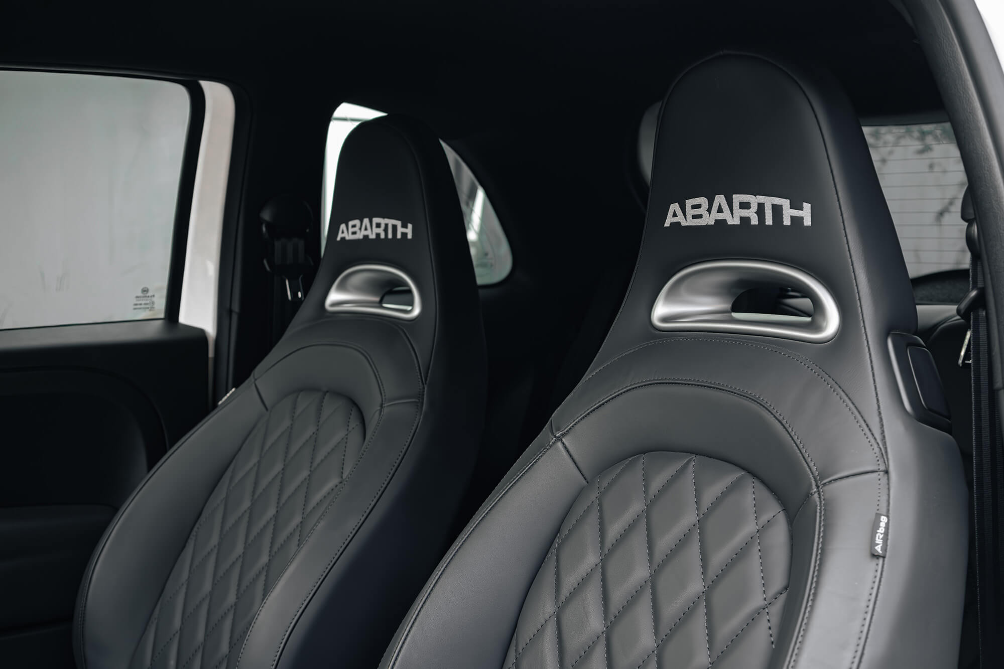 Abarth 695 Turismo White