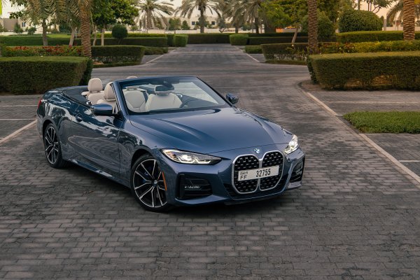 BMW 430i xDrive Cabrio Blu