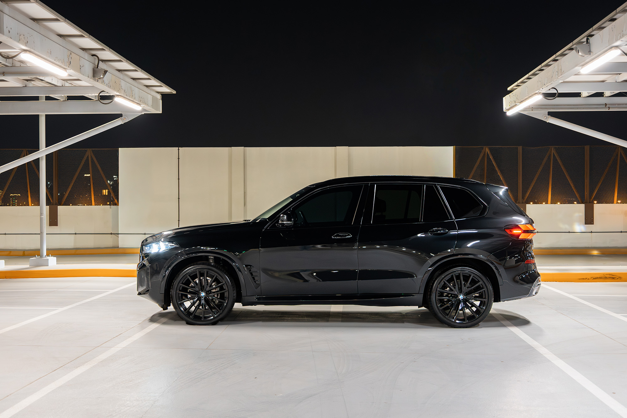 BMW X5 40i Black New Gen
