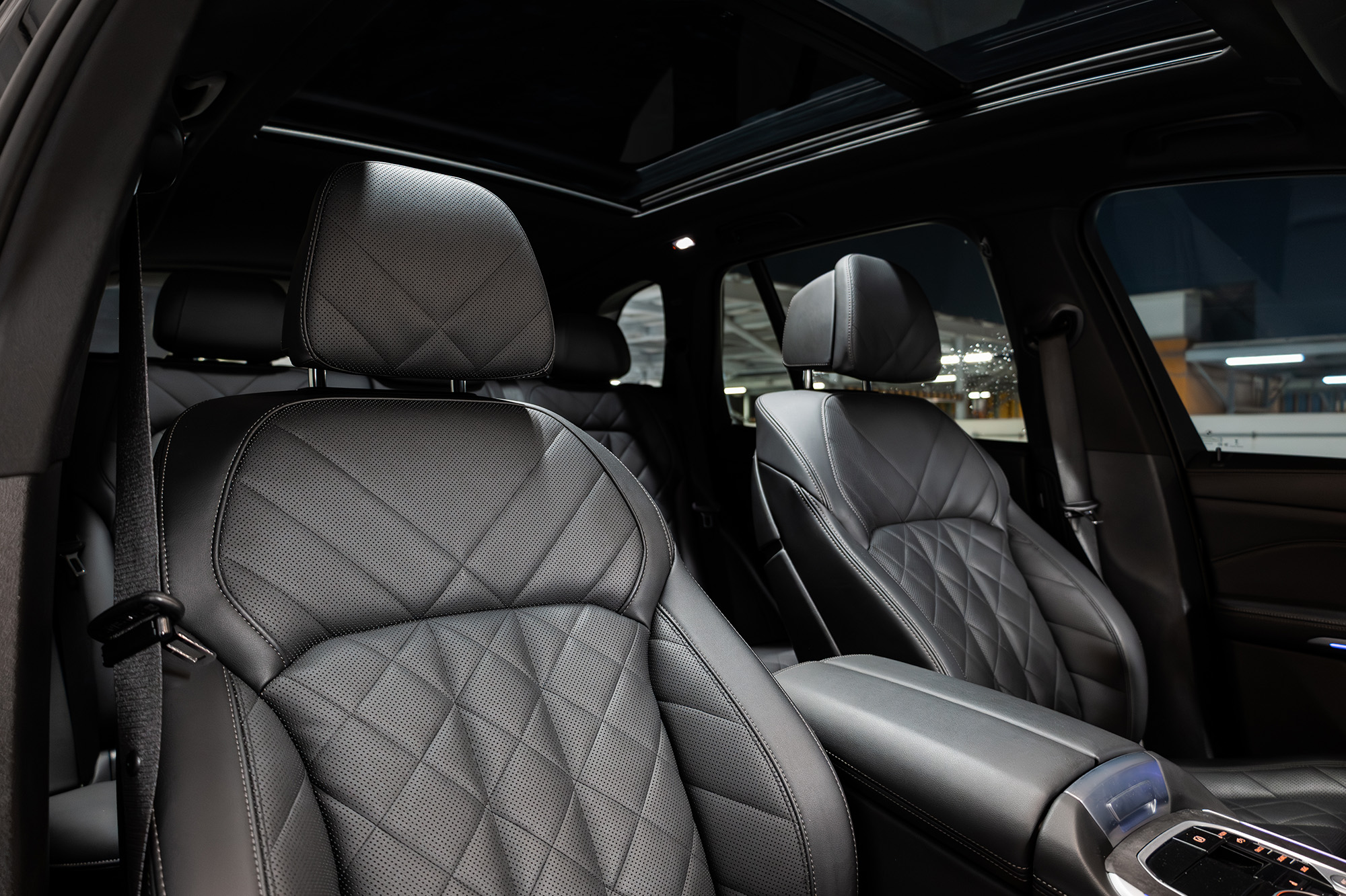 BMW X5 40i Black New Gen