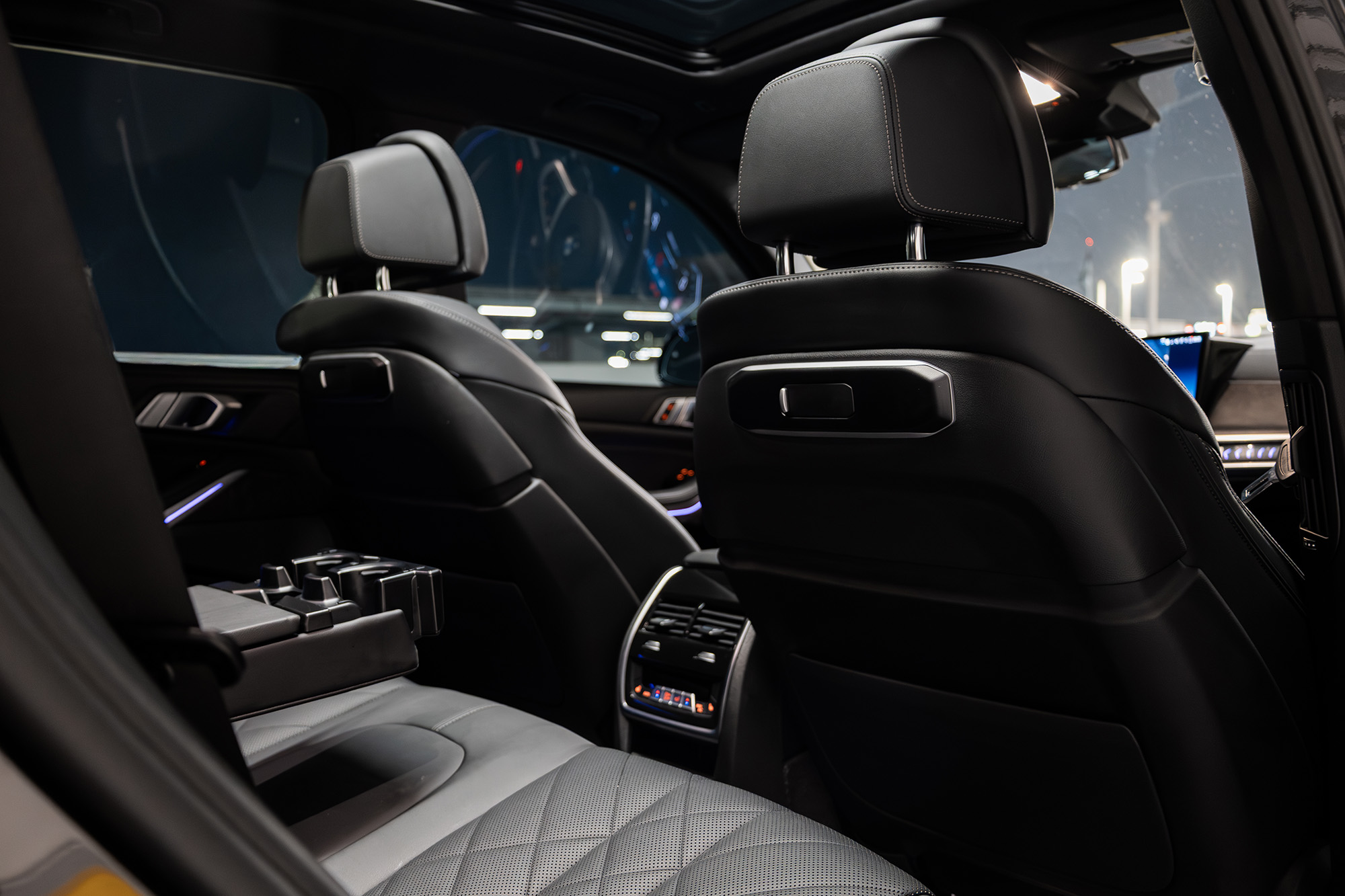 BMW X5 40i Black New Gen