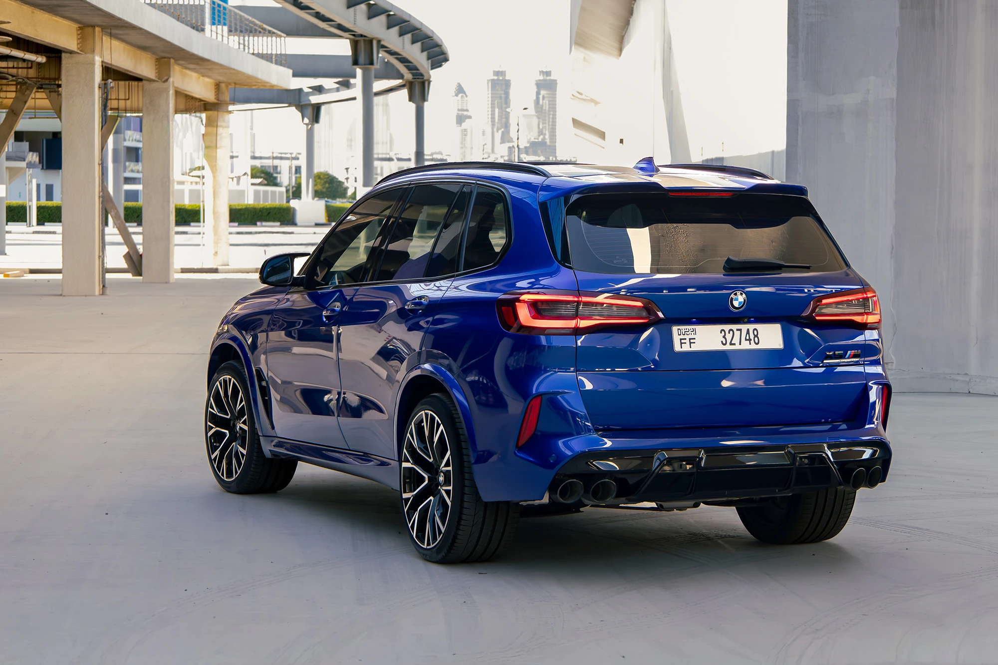 BMW X5M תחרות כחול BMW X5M תחרות כחול