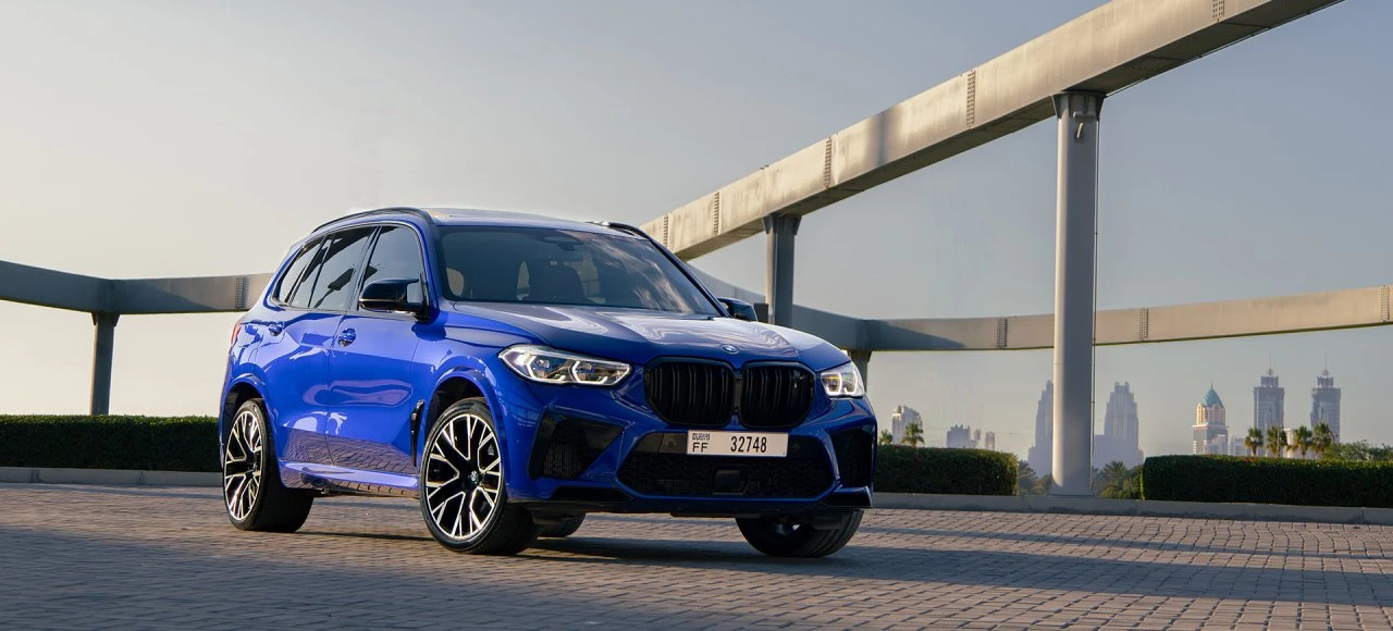 BMW X5M Wettbewerb Blau