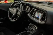 Dodge Challenger אדום Dodge Challenger אדום