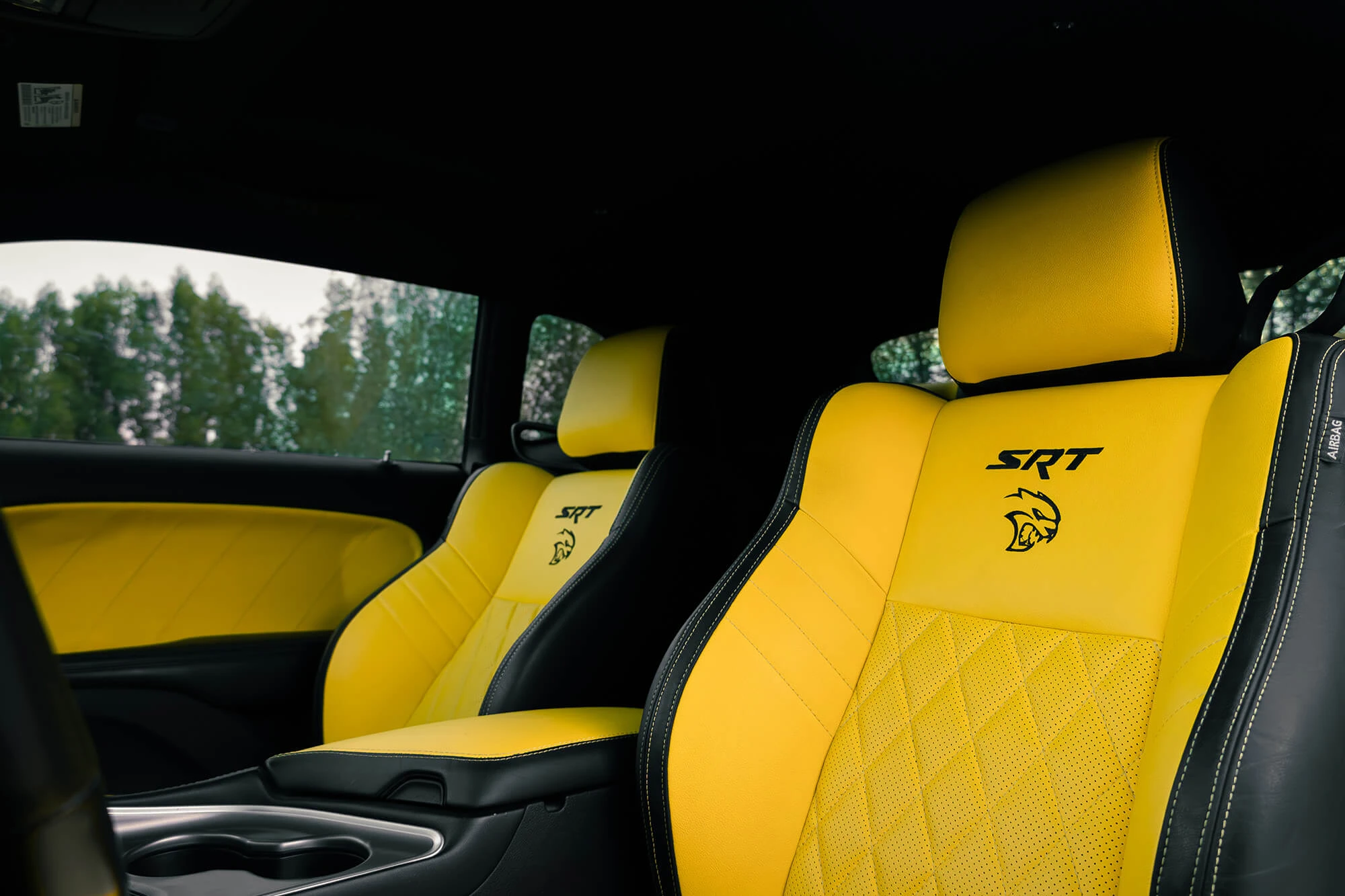 Dodge Challenger R/T Scat Pack צהוב