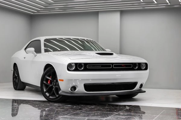 Dodge Challenger R/T White Dodge Challenger R/T White