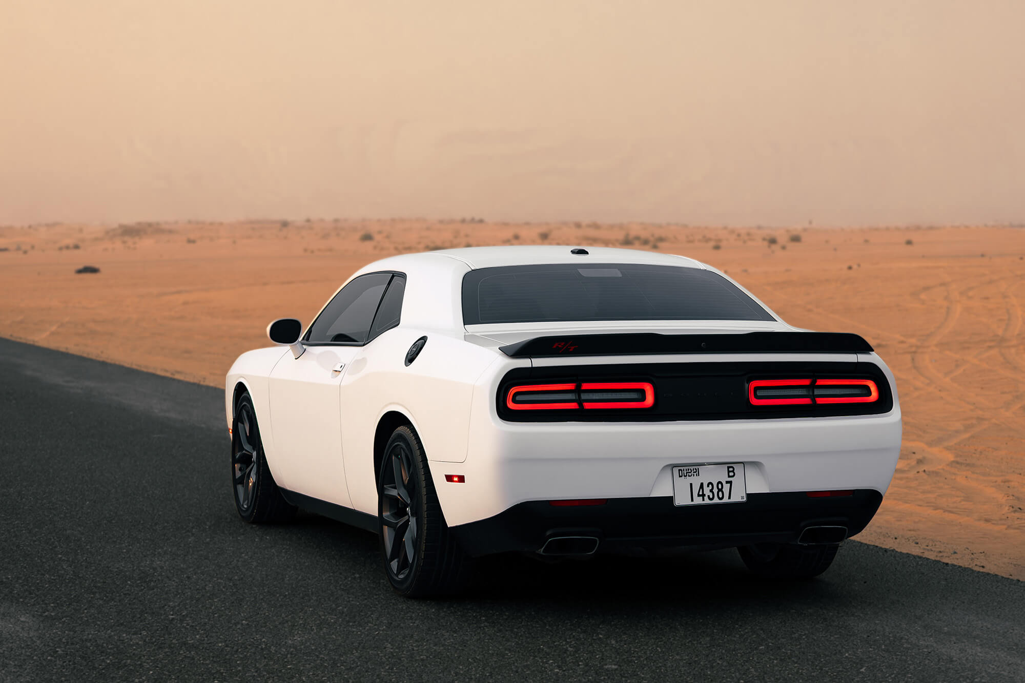 Dodge Challenger R/T  White