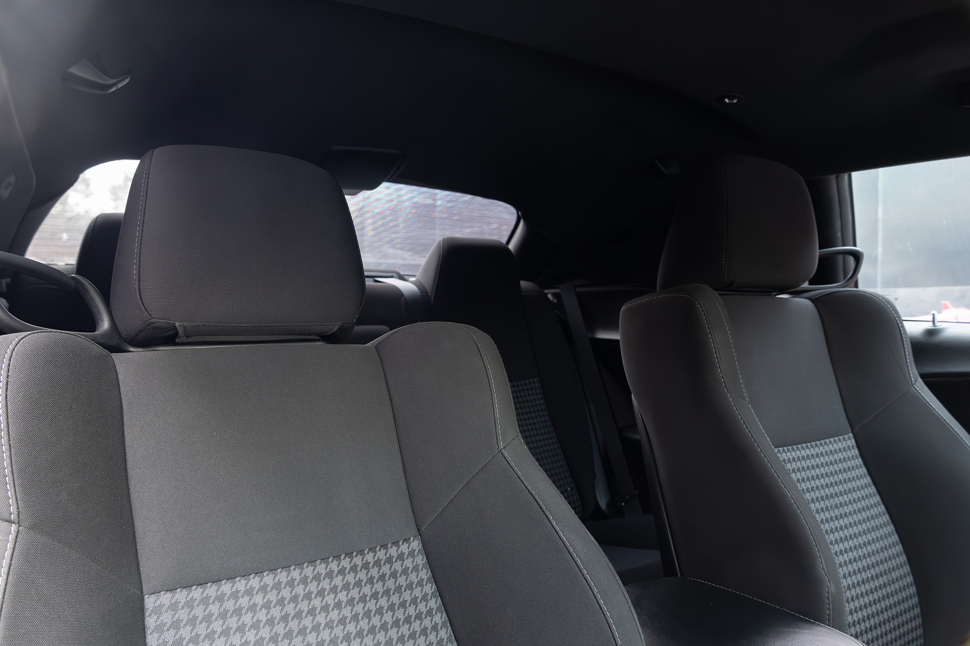 Dodge Challenger R/T  White