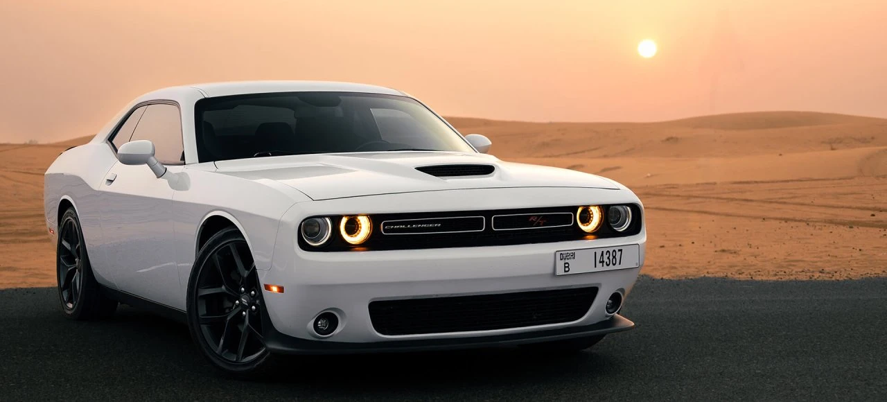 道奇挑战者 R/T 白色