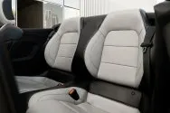 פורד מוסטנג דור חדש קבריולט לבן וכחול פורד מוסטנג דור חדש קבריולט לבן וכחול