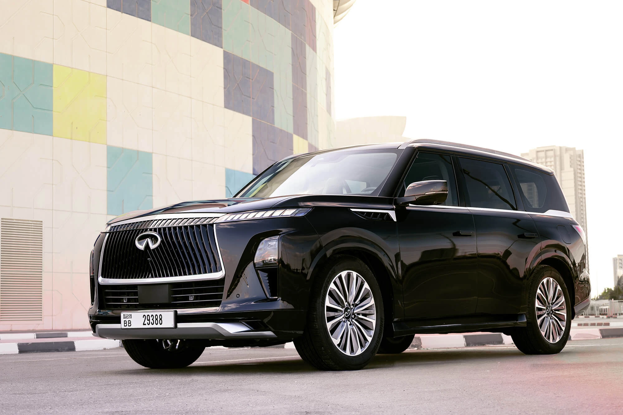 Infiniti QX80 דור חדש שחור Infiniti QX80 דור חדש שחור
