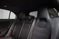مرسيدس A200 الأبيض مرسيدس A200 الأبيض