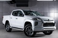 Mitsubishi L200 White