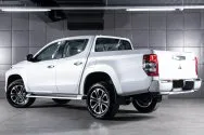 Mitsubishi L200 Белый