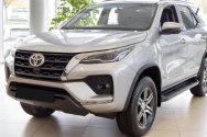 Toyota Fortuner White
