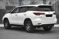 Toyota Fortuner White