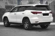 Toyota Fortuner белый