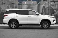 Toyota Fortuner White