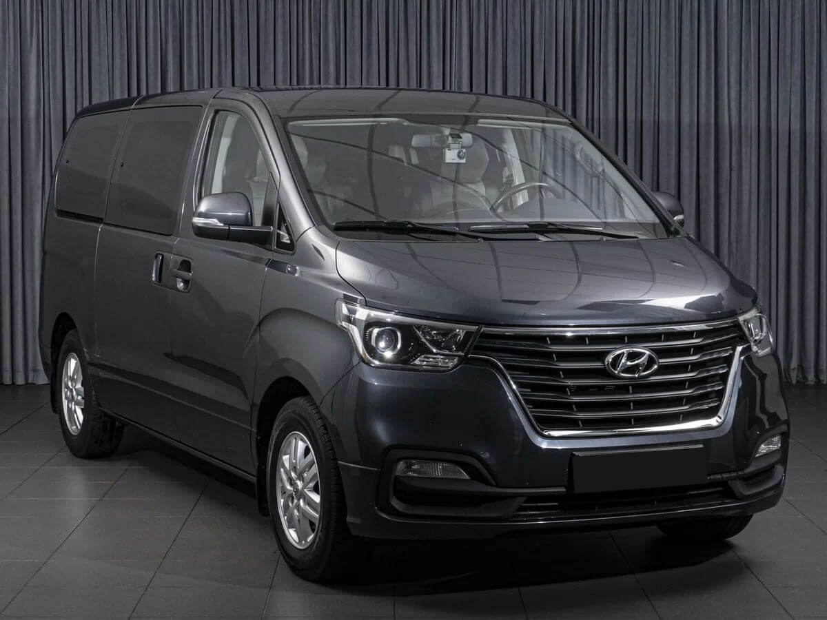 Hyundai H1 Black