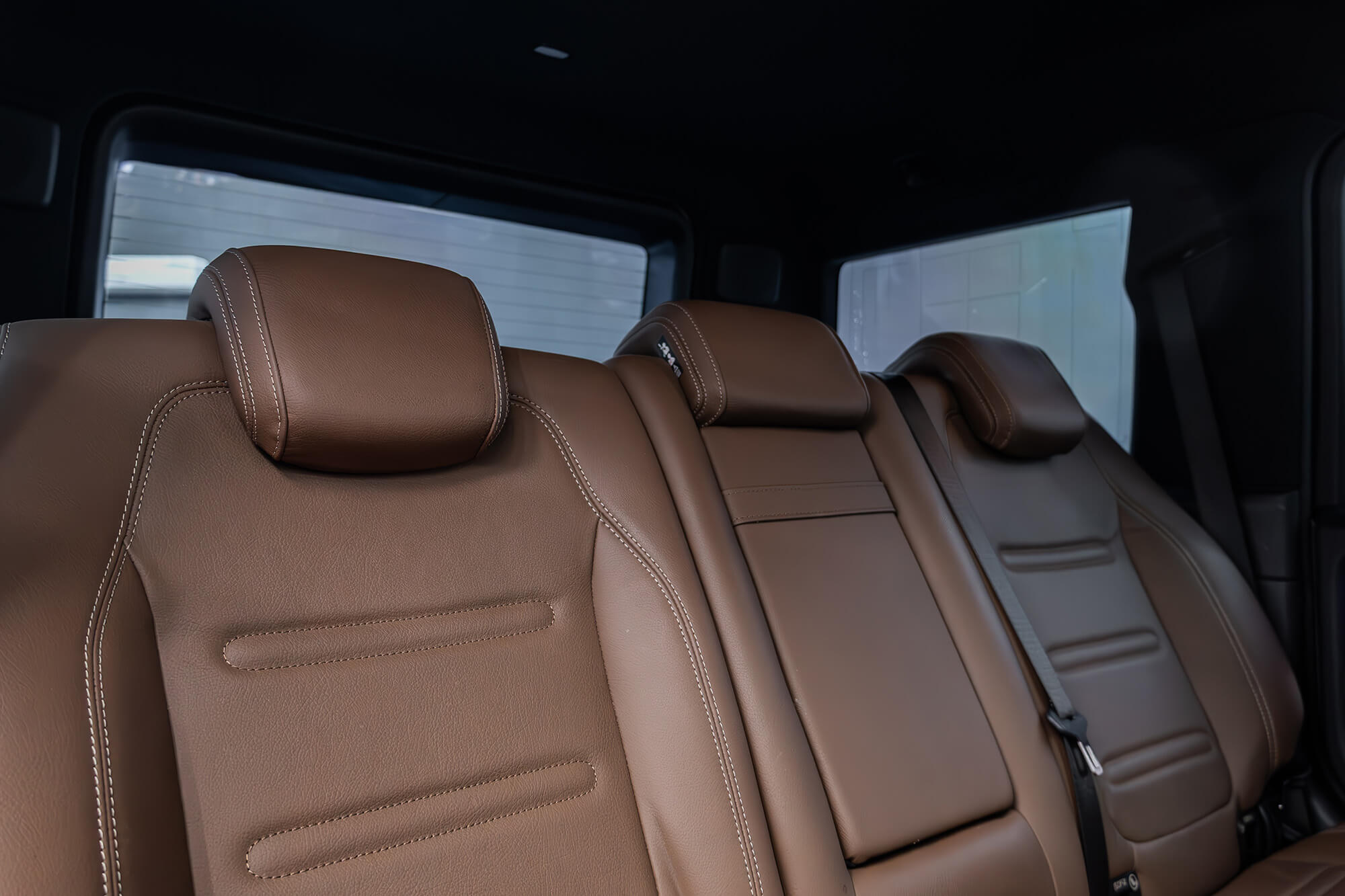 Mercedes G-Class 500 White