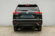 Toyota Innova Black