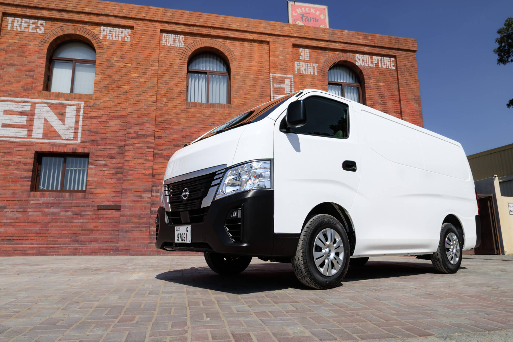 Nissan Urvan White