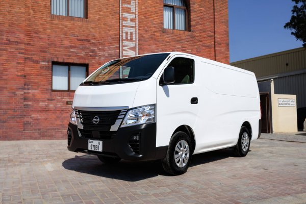 Nissan Urvan Blanco