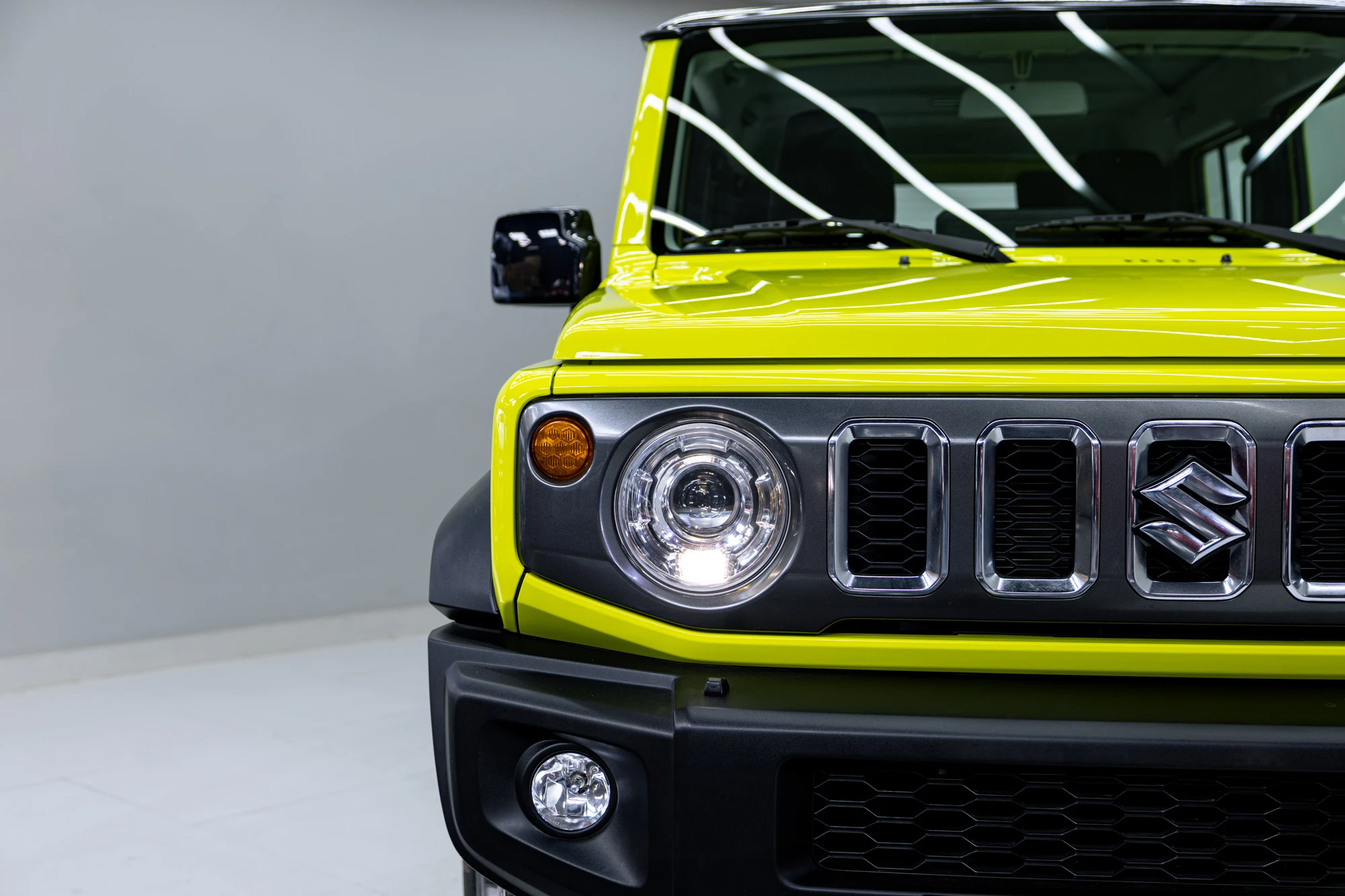 Suzuki Jimny Amarillo Negro