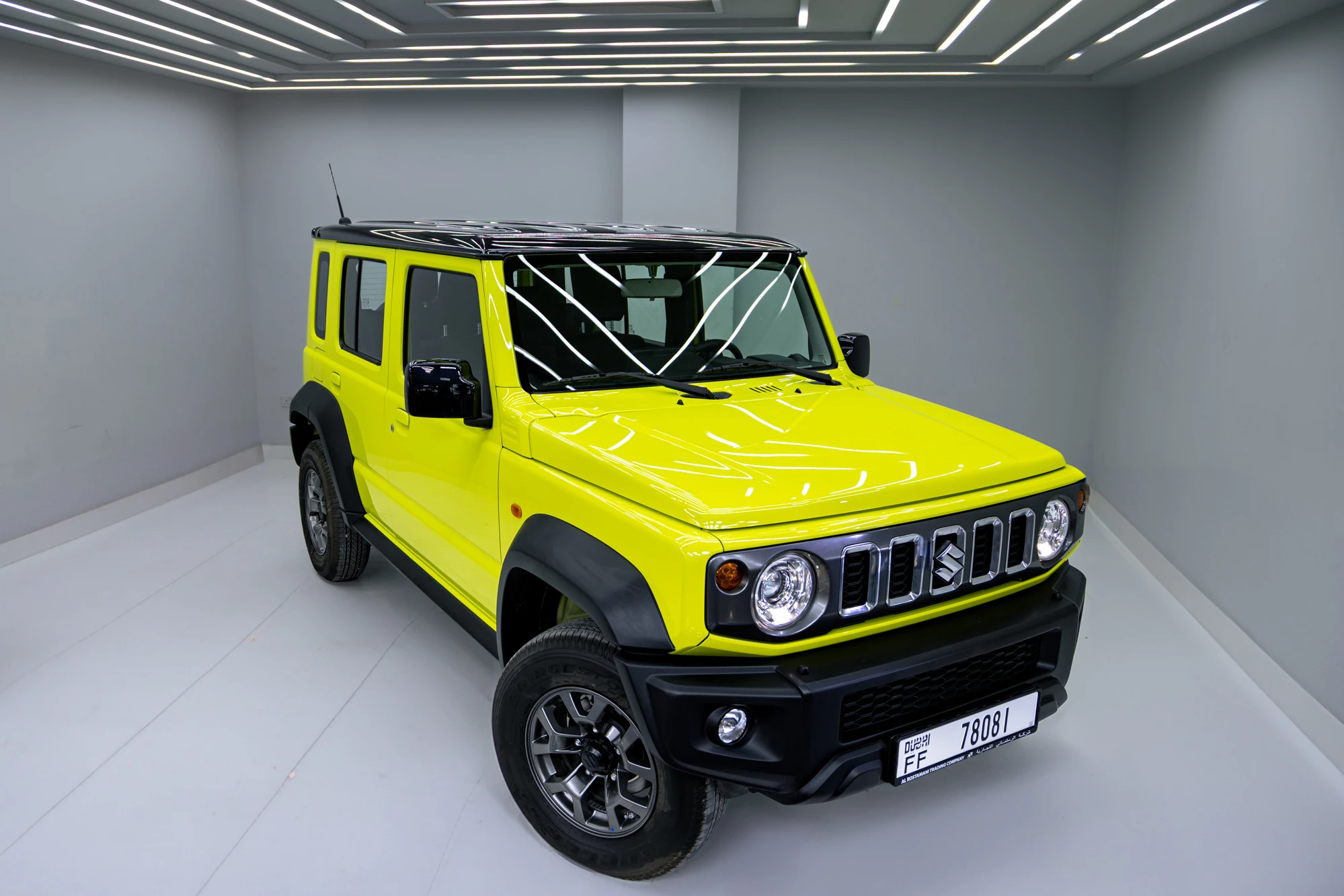 Suzuki Jimny Amarillo Negro