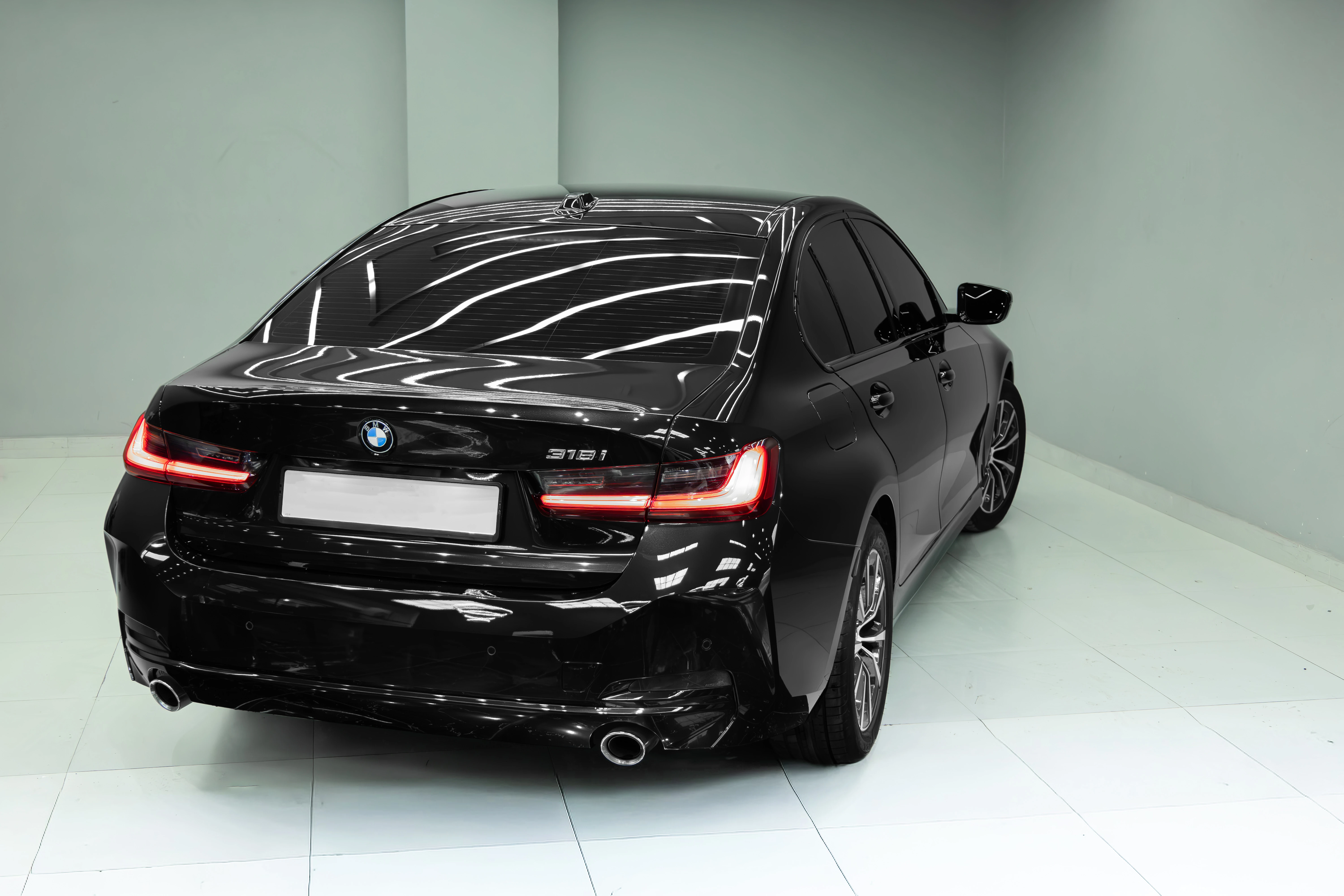 BMW 318i New Gen Black