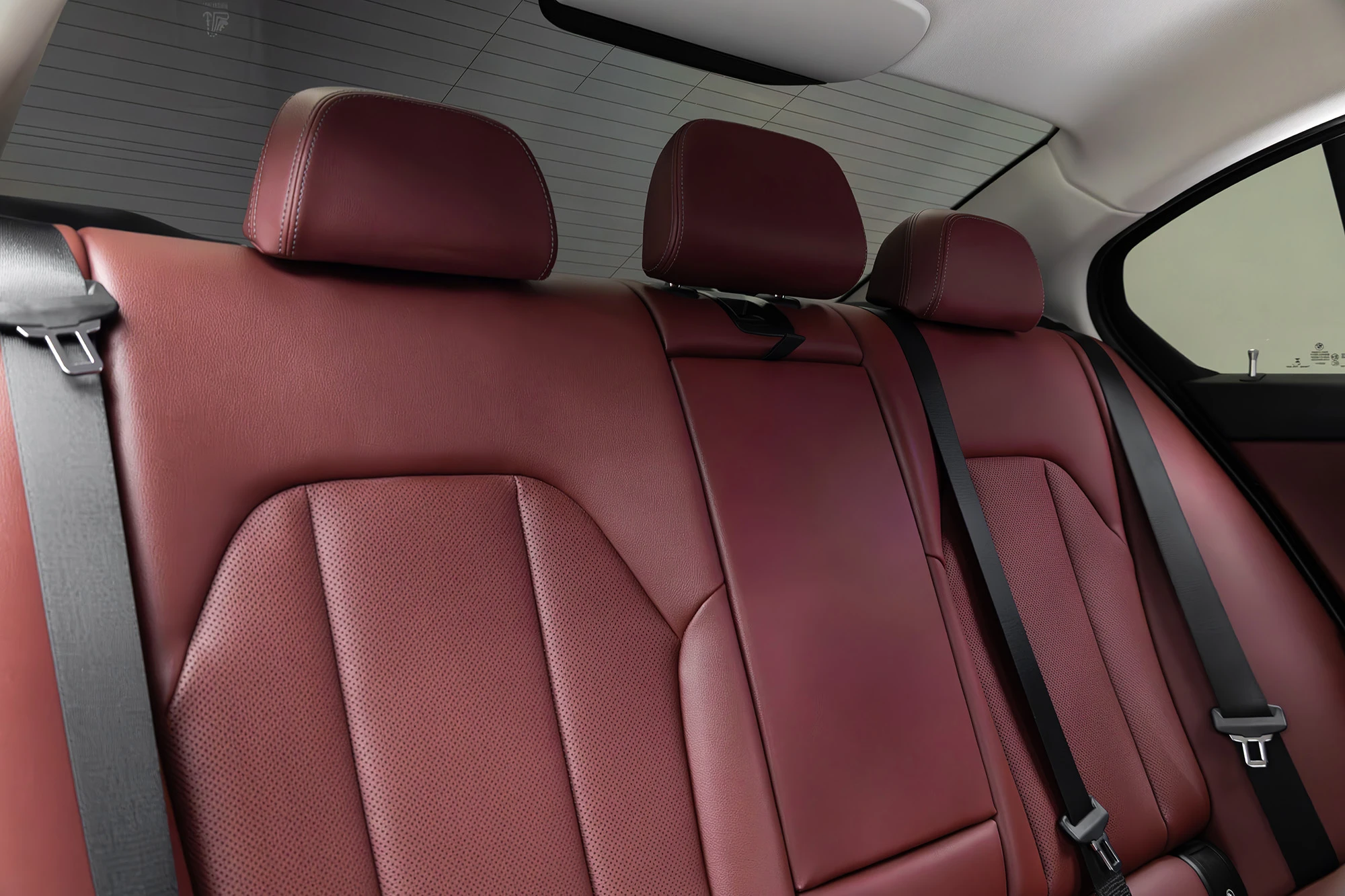 BMW 318i New Gen Black