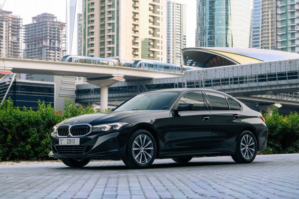 BMW 318i New Gen Black